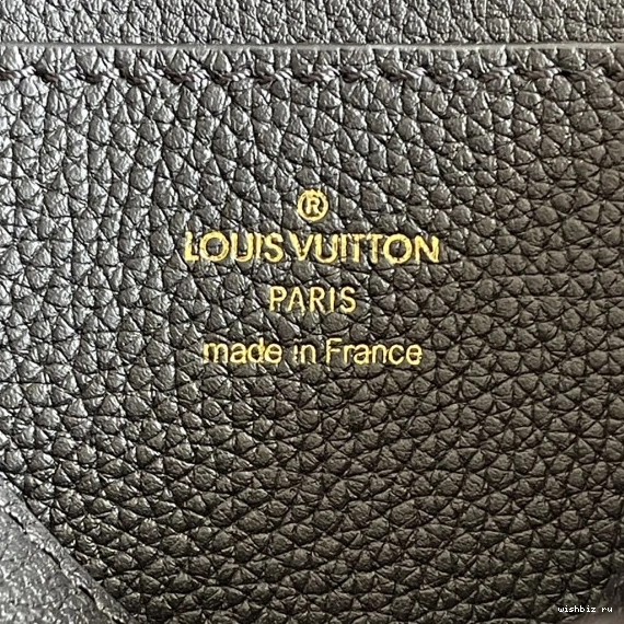 WIS SOFT PONT LOUIS MM VUITTON 9 1107